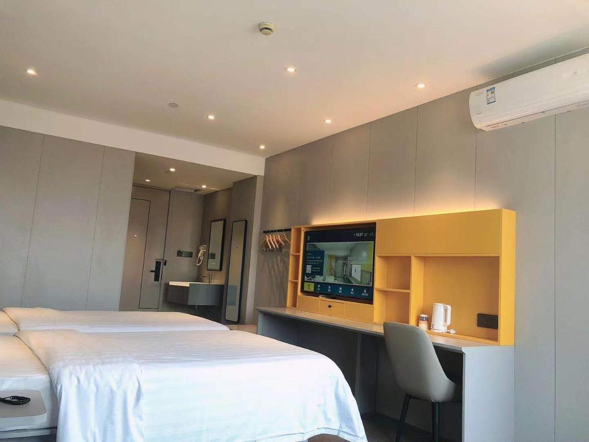 7Days Inn Shanghai Yichuan Road Exteriör bild
