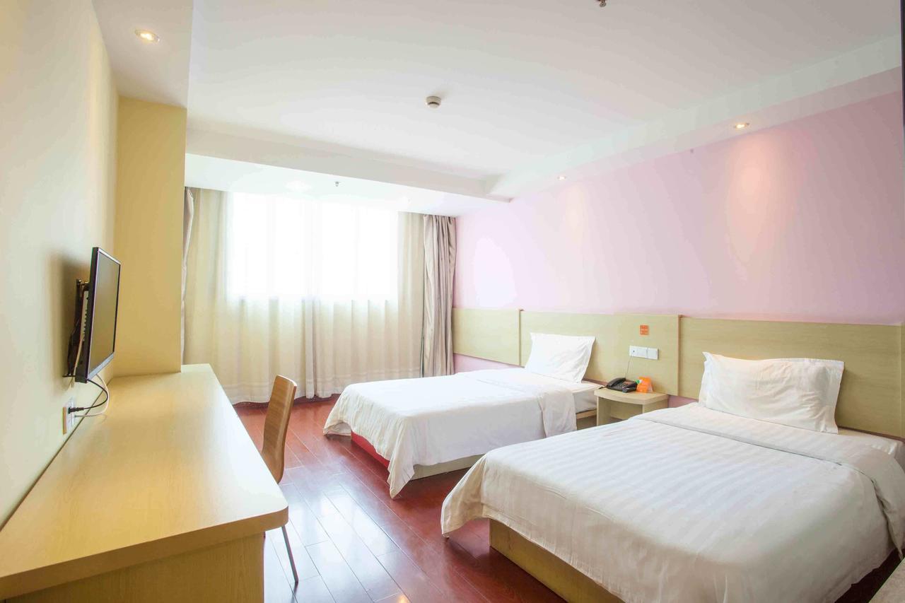 7Days Inn Shanghai Yichuan Road Exteriör bild
