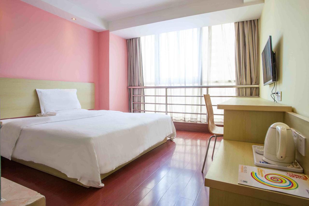 7Days Inn Shanghai Yichuan Road Exteriör bild