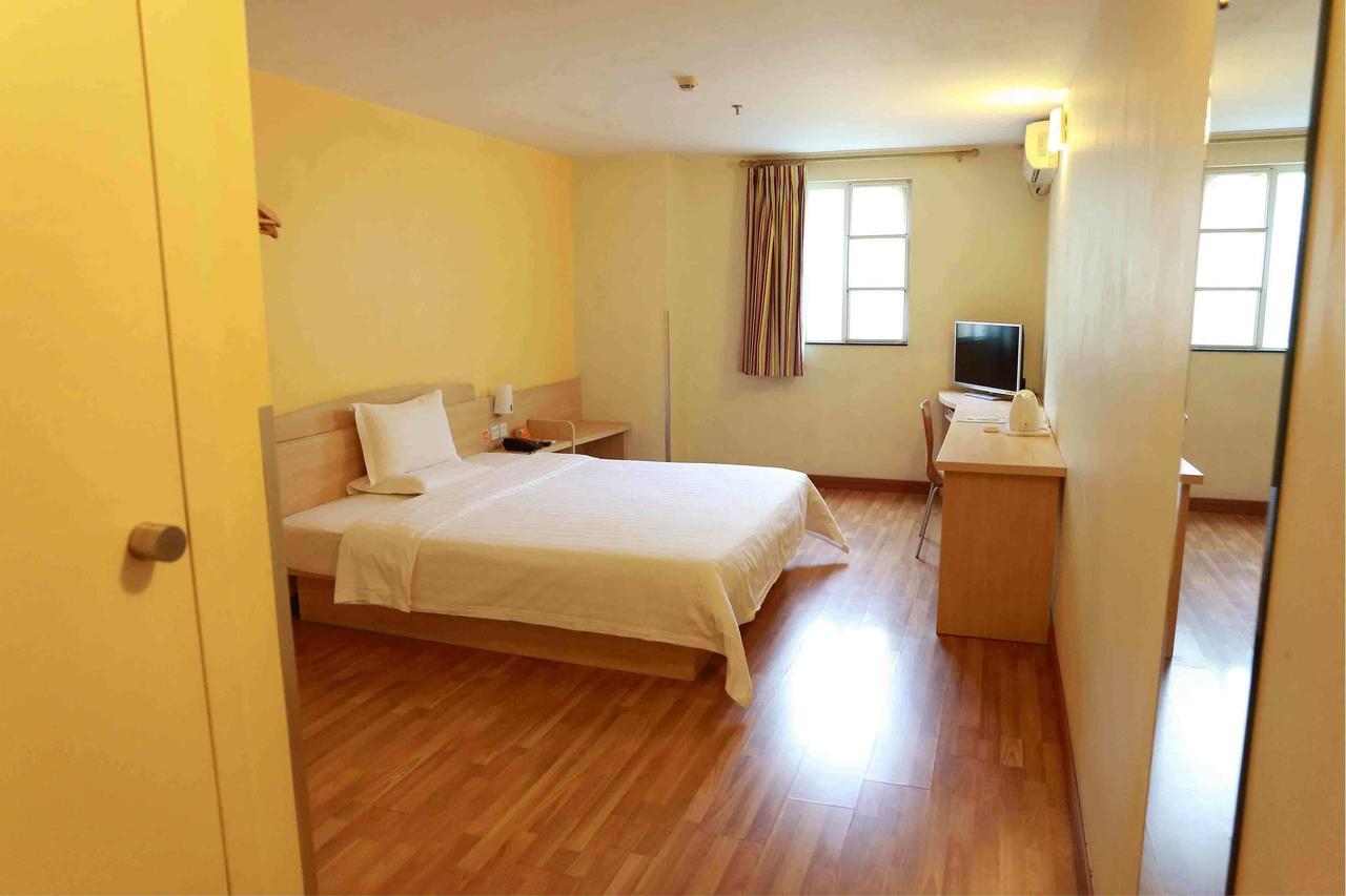 7Days Inn Shanghai Yichuan Road Exteriör bild